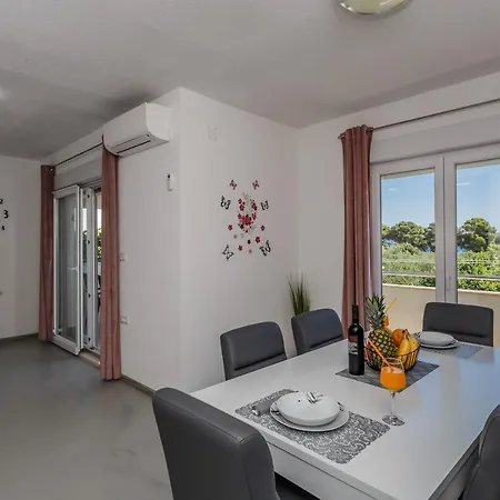 Apartamento By The Sea Kastel Stafilic, - 20979